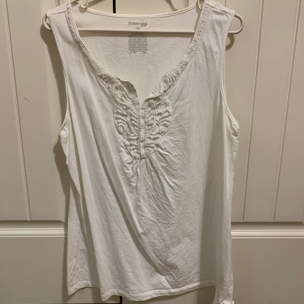 women’s tank top